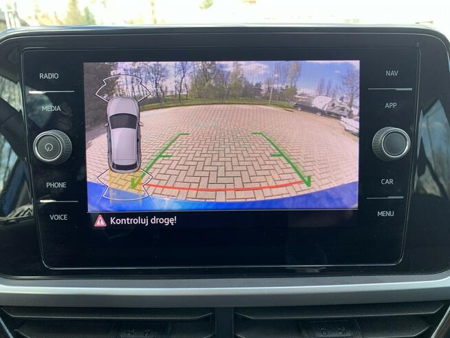 Volkswagen T-Roc Life + pakiety 1.5 TSI ACT 150 KM