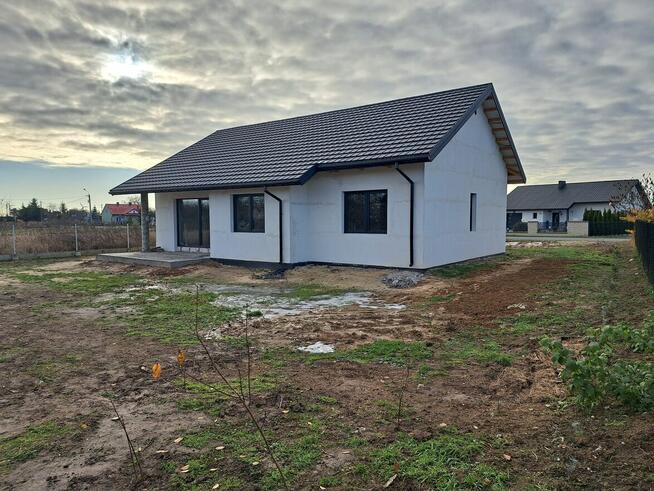 Dom w kostrzewach Kucerz gmina Lubanie