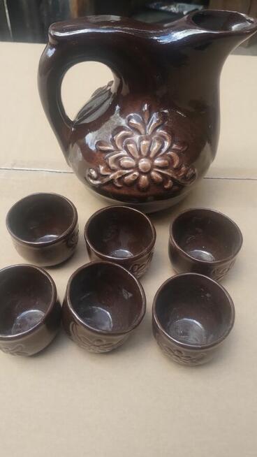 Komplety gliniane z czasów PRL-u