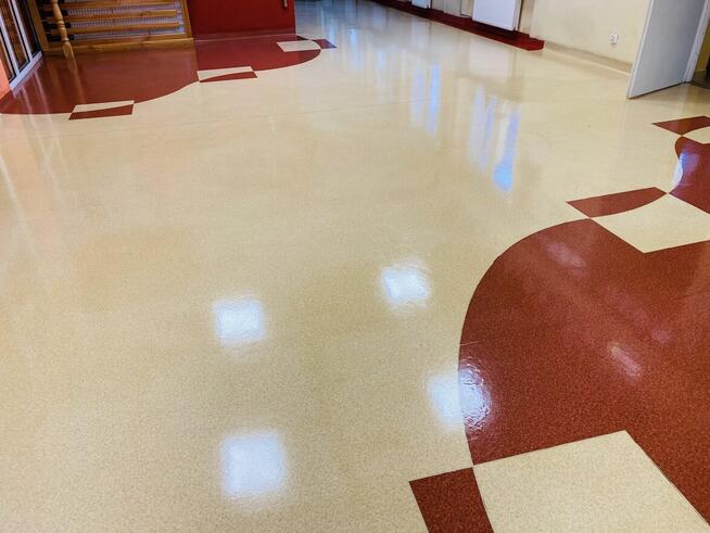 Polimery, Polimeryzacja,podłóg/posadzek Pcv, linoleum,tarkett