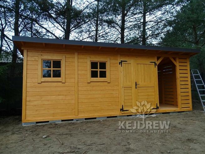 Nowoczesna stodoła domek z drewutnią nowoczesny styl Producent