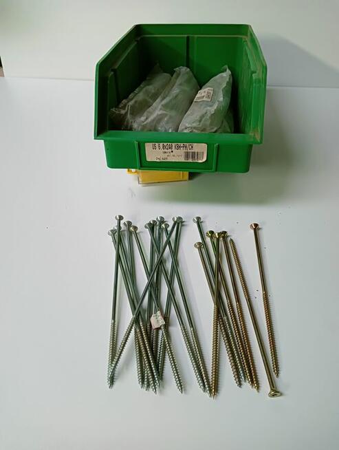 Śruby różne po 10 zł