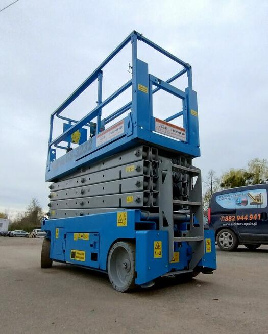 Podnośnik nożycowy GENIE GS-3232 - 12 m - WYNAJEM