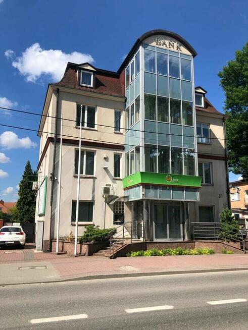 Syndyk sprzeda nieruchomość z budynkiem w Zielonce