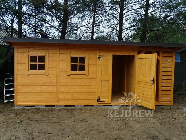 Nowoczesna stodoła domek z drewutnią nowoczesny styl Producent