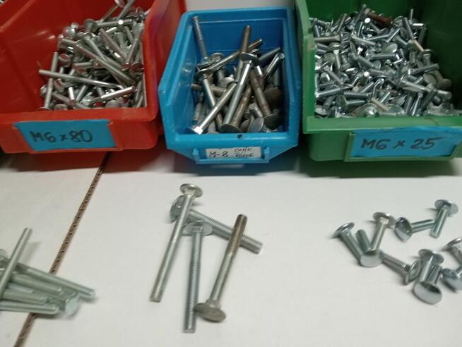 Śruby różne po 10 zł