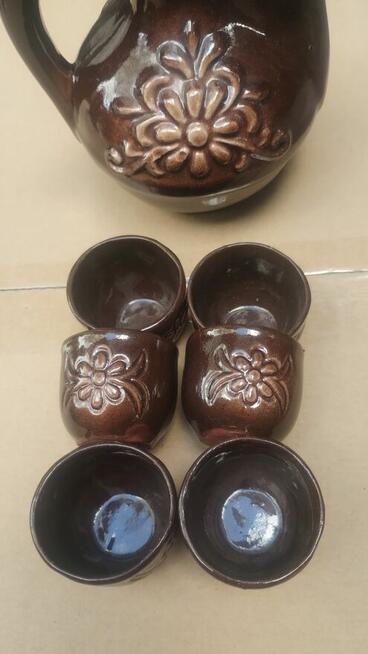 Komplety gliniane z czasów PRL-u