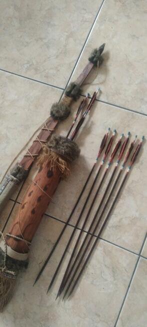 Orginalny Łuk wraz z kołczanem i strzałami