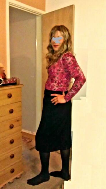 Mężczyzna lubiący damskie stroje pozna przyjaciół