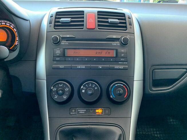 Toyota Auris zadbana, niski przebieg