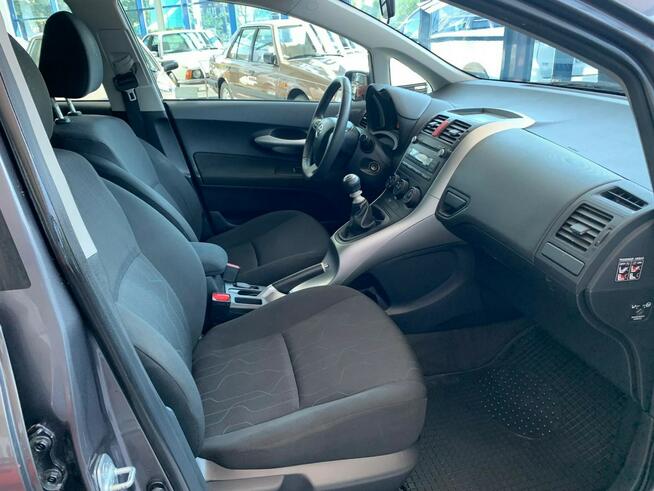 Toyota Auris zadbana, niski przebieg