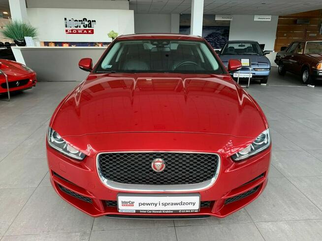 Jaguar XE 2.0D 180KM AUTO Prestige Faktura VAT23%