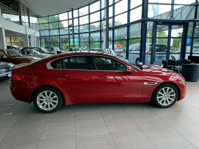 Jaguar XE 2.0D 180KM AUTO Prestige Faktura VAT23%