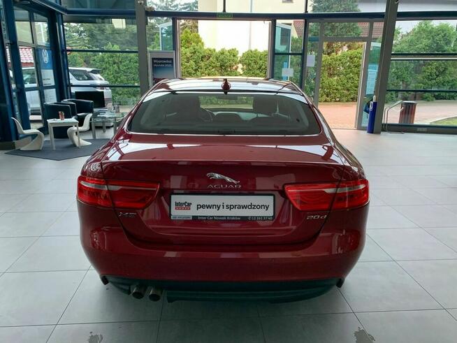 Jaguar XE 2.0D 180KM AUTO Prestige Faktura VAT23%