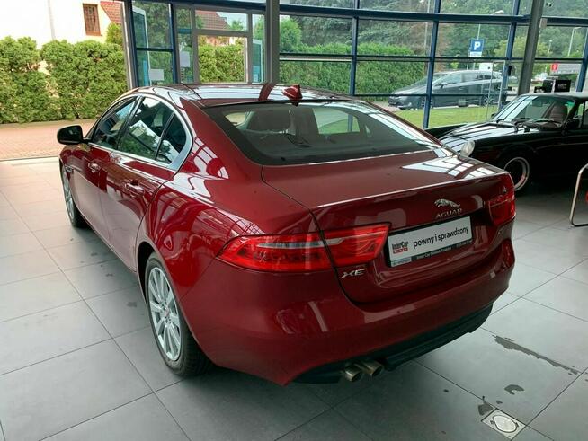 Jaguar XE 2.0D 180KM AUTO Prestige Faktura VAT23%