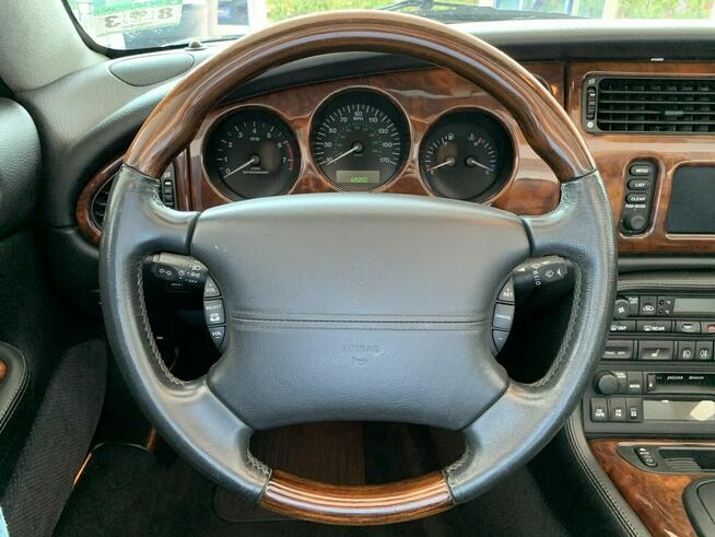 Jaguar XKR 4.2 benzyna automat cabrio przepięklny