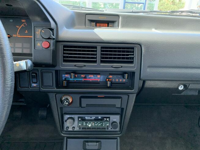 Mazda 323 Fabrycznie nowy z prywatnej kolekcji Heinza Macchi