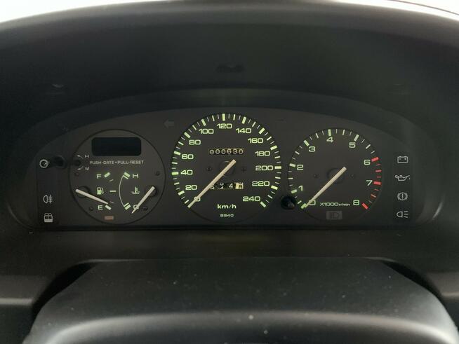 Mazda 323F Fabrycznie nowy auto z kolekcji Heinza Macchi