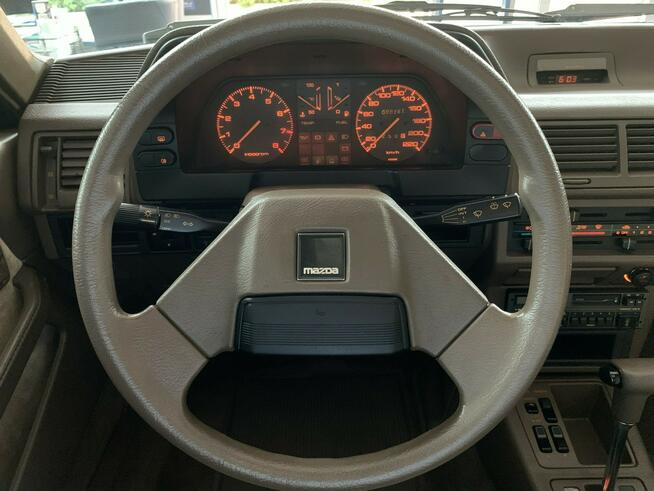 Mazda 626 Fabrycznie nowy z kolekcji Heinza Macchi