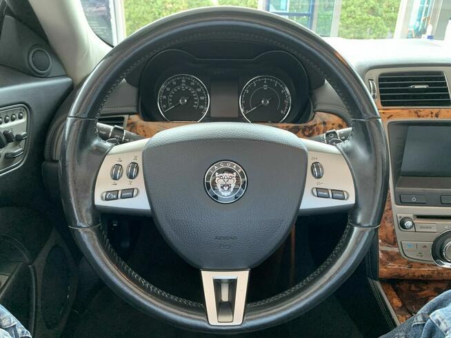 Jaguar XK 4.2 Automat bardzo ładny
