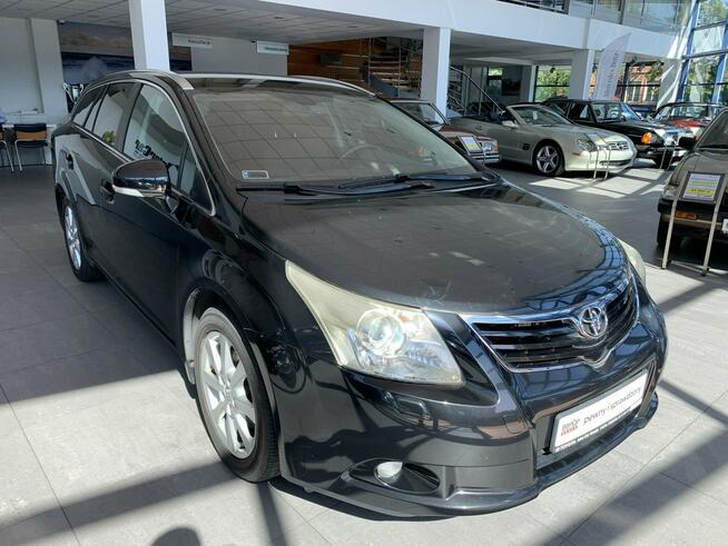 Toyota Avensis Niski przebieg salon PL 1wł VAT 23%