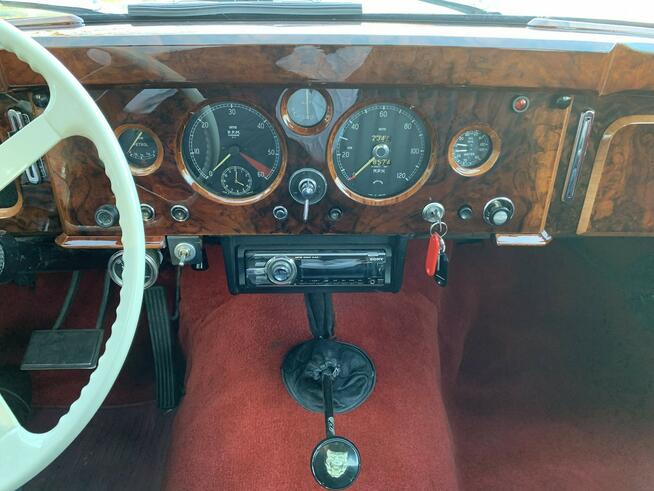 Luksusowy samochód osobowy JAGUAR MKI z 1959 roku