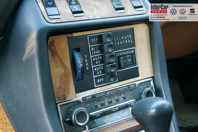 Klasyczny Mercedes W123 Coupe. Faktura VAT23%