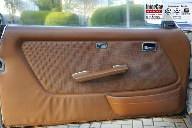 Klasyczny Mercedes W123 Coupe. Faktura VAT23%