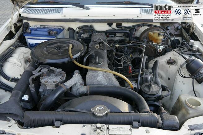 Klasyczny Mercedes W123 Coupe. Faktura VAT23%