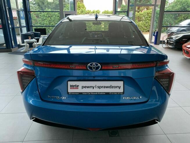 Toyota Mirai Futurystyczne auto bogato doposażone przepiękny kolor