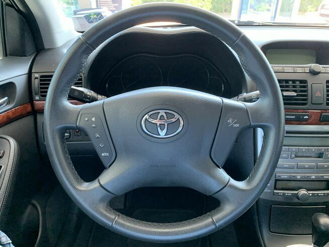 Toyota Avensis Benzyna Automat Polski Salon