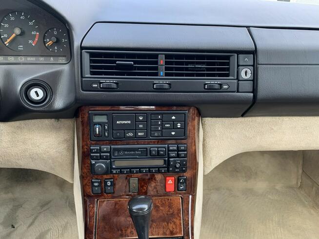 Mercedes-Benz SL500 5.0 L 326 KM