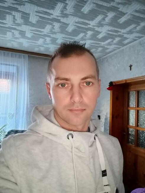 Fajny chłopak szuka , uroczej kobiety, miłości.