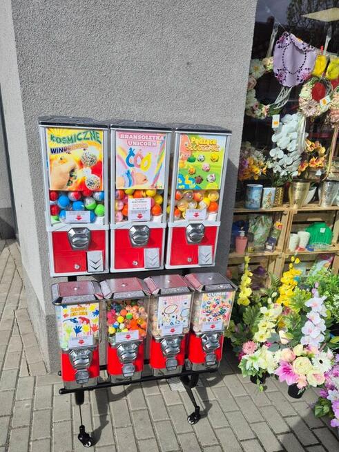 Automat sprzedający zabawki, kapsuły, DODATKOWY dochód