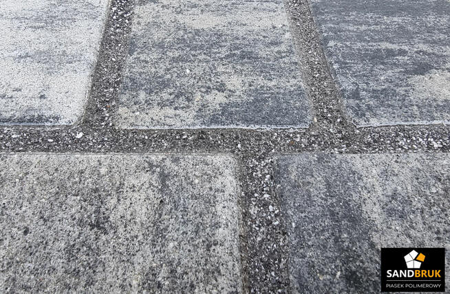 SandBruk Piasek Polimerowy Fuga Do Kostki Ciemny Szary