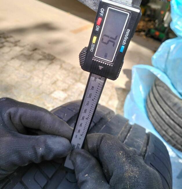 1x Pirelli Scorpion Verde 255/40/20 101 V opona letnia