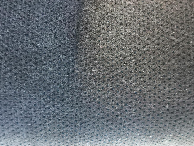 Saab 93 I (1998-2002) zagłówki tylne - para 50 zł.