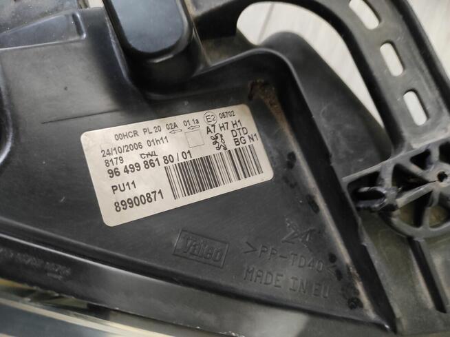 Sprzedam lampa lewa przód peugeot 207