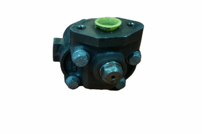 Pompa oleju Mercedes