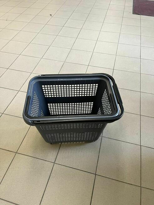 Likwidacja sklepu odzieżowego SPRZEDAM wyposażenie