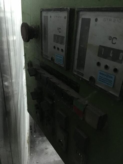 Wytłaczarkę do tworzyw