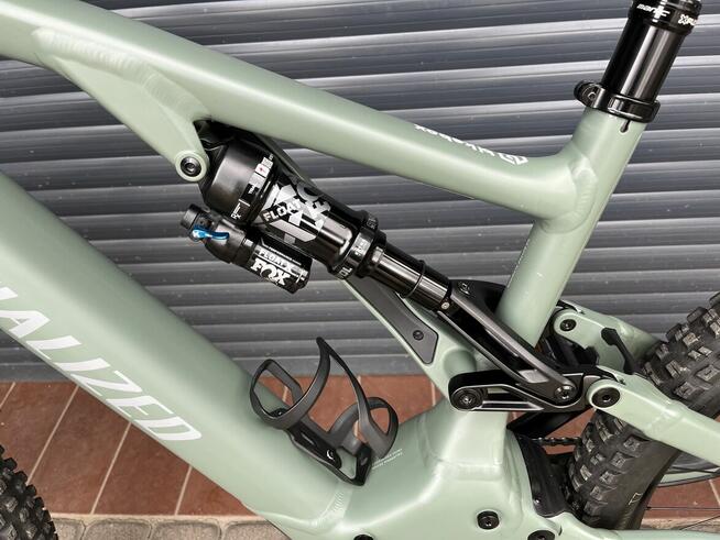 Specialized Turbo Levo Comp 880 km bat 700