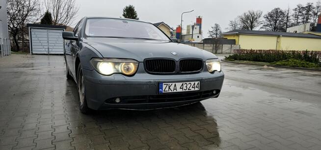 BMW 735i