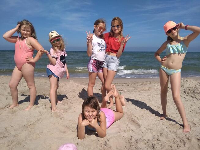 OBÓZ “LATO NA LUZIE – CHILL, SŁOŃCE, PLAŻA” 2025 DARŁOWO
