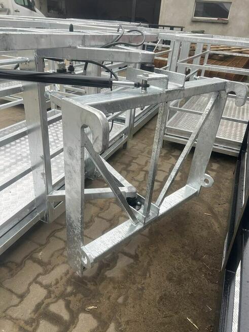 kosz do ładowarki , platforma