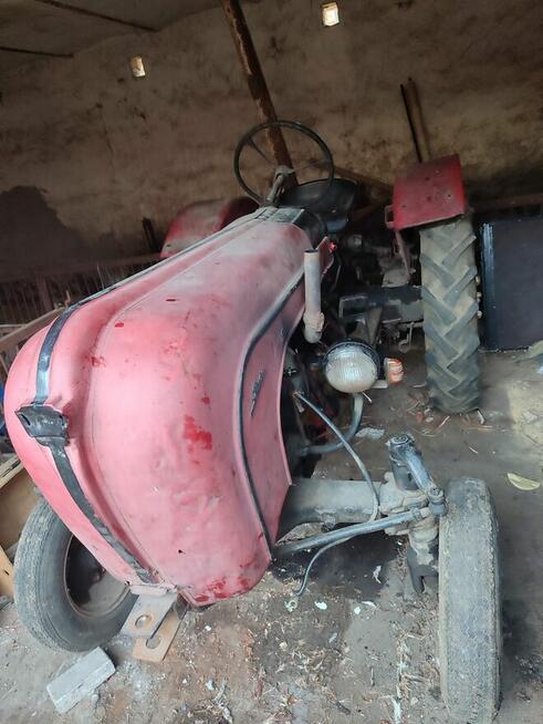 Ciągnik rolniczy Porche zabytek