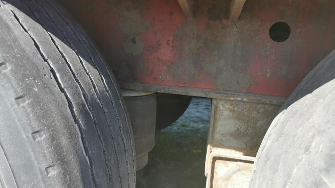 SPRZEDAM NACZEPĘ KRONE 2001r NA PODUSZKACH