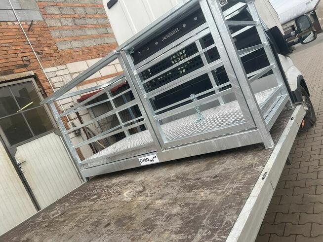 kosz do ładowarki , platforma