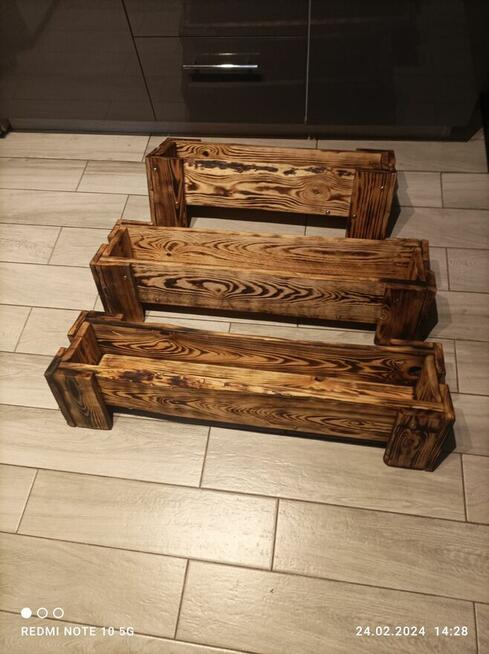 Drewniana donica 67x17x14-opalane impregnowane.