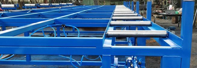 Stół motylkowy do prefabrykacji domów, linia produkcyjna.